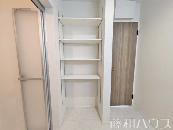 2号棟　収納　【北名古屋市六ツ師町田】