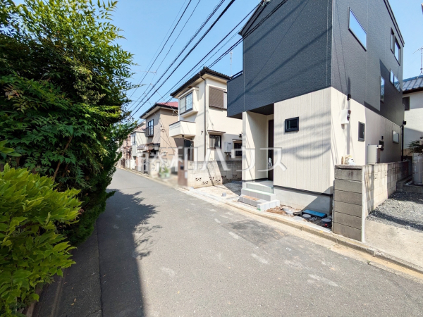 接道状況および現場風景　【所沢市狭山ケ丘１丁目】