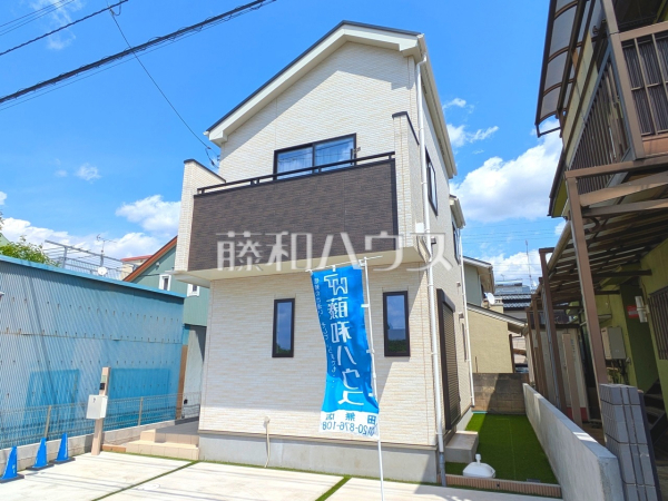 南に広い開口部を設け、家族の集いに明るさをプラスします 　【小平市小川町１丁目】