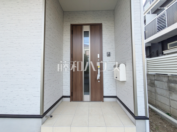 玄関　【新座市西堀２丁目】