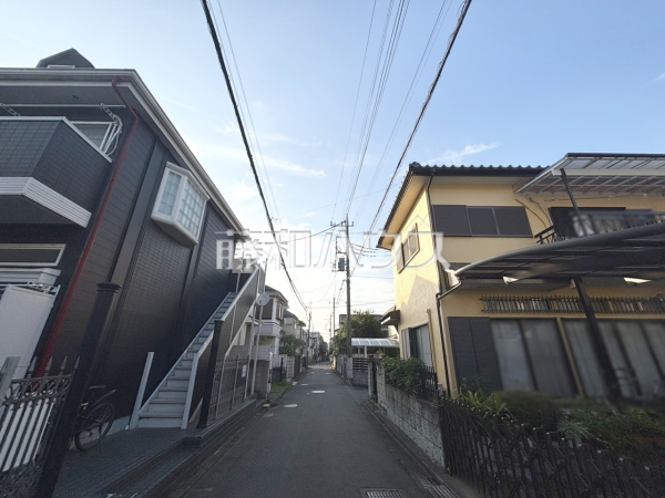 接道状況および現場風景　【新座市西堀２丁目】