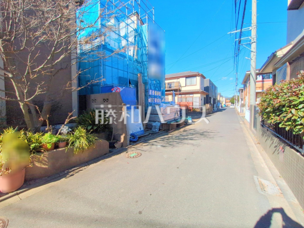 接道状況および現場風景　【新座市西堀１丁目】