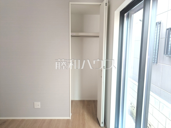 収納　【新座市東３丁目】