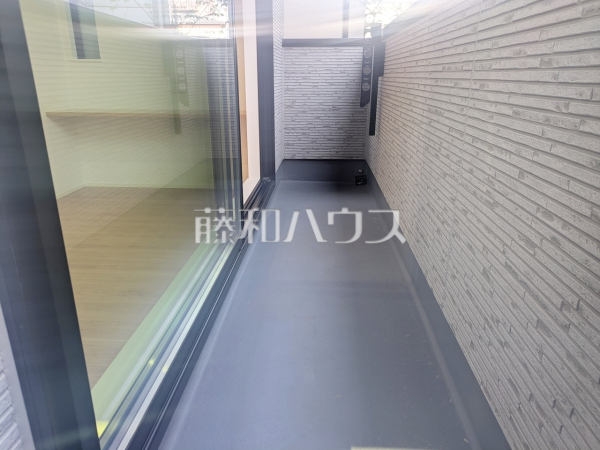 バルコニー　【新座市東３丁目】
