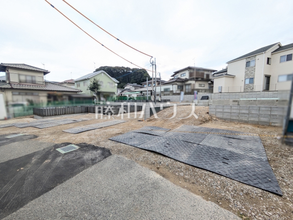 現場風景　【福岡市早良区野芥５丁目】　周辺環境はもちろん、日当たりや設備仕様など、実際に行ってみないと分からないことも多くございます。ご案内いたしますので、お気軽にお問い合わせください。