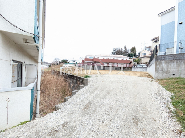 現地写真（古家あり）　【八王子市谷野町】