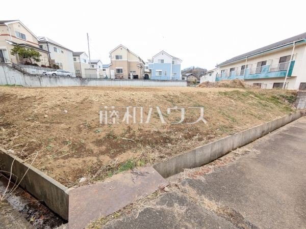 現地写真（古家あり）　【八王子市谷野町】