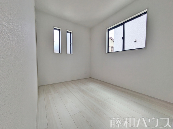1号棟　居室　【春日井市大手田酉町１丁目】