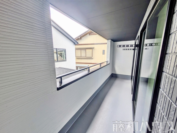 1号棟　バルコニー　【春日井市大手田酉町１丁目】