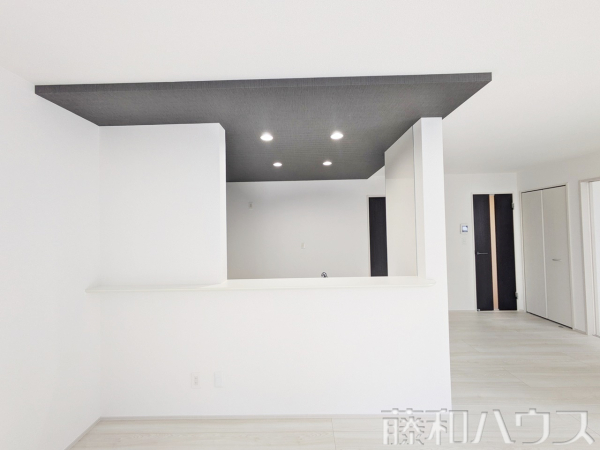1号棟　キッチン　【春日井市大手田酉町１丁目】