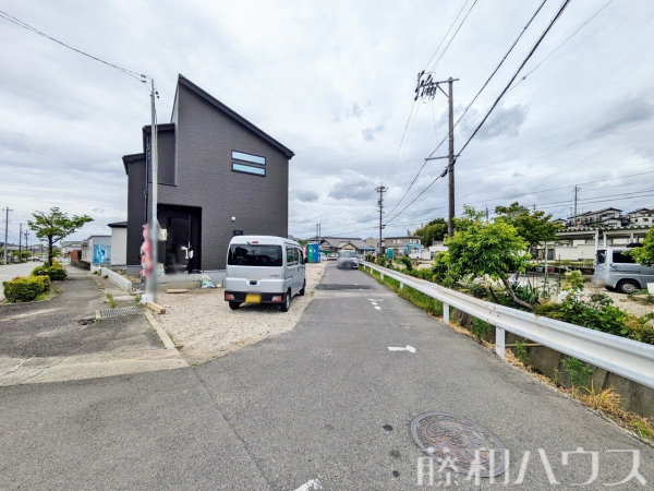 接道状況および現場風景　【小牧市大字本庄】