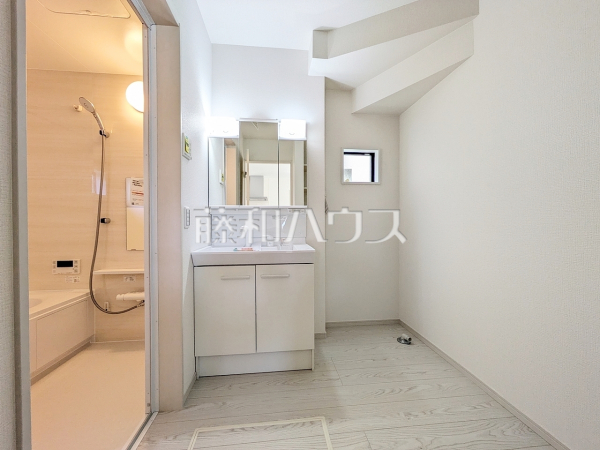 1号棟　洗面室　【福岡市早良区四箇１丁目】