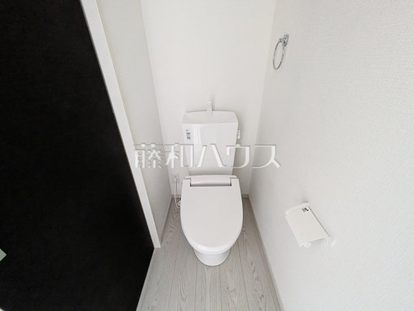 2号棟　トイレ　【福岡市早良区四箇１丁目】