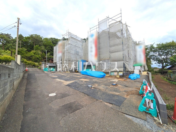 接道状況および現場風景　【東大和市芋窪１丁目】