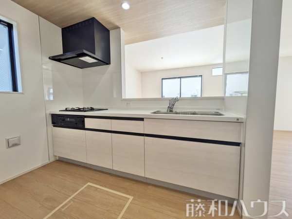 2号棟　キッチン　【名古屋市北区喜惣治２丁目】