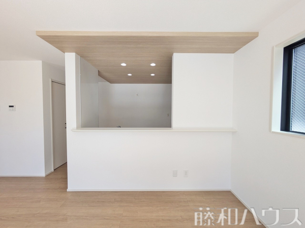2号棟　キッチン　【名古屋市北区喜惣治２丁目】