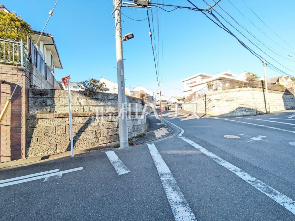 接道状況および現場風景　【多摩市桜ヶ丘４丁目】