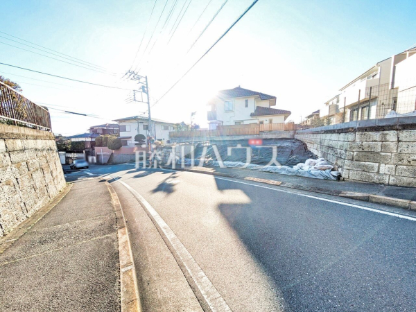 接道状況および現場風景　【多摩市桜ヶ丘４丁目】