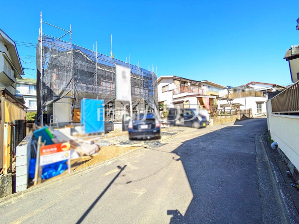 接道状況および現場風景　【八王子市絹ケ丘２丁目】
