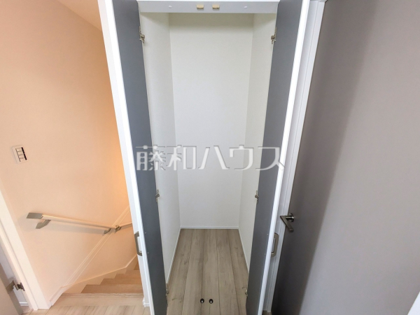 収納　【昭島市昭和町３丁目】
