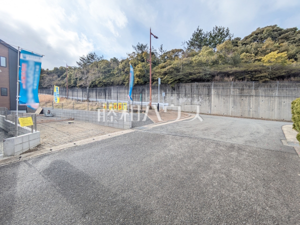 接道状況および現場風景　【福岡市西区拾六町４丁目】