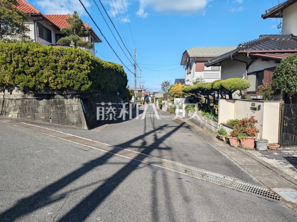 接道状況および現場風景　【福岡市西区拾六町４丁目】