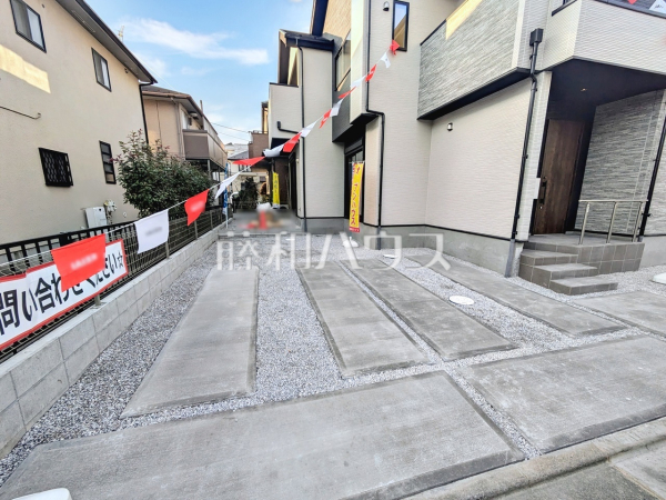 接道状況および現場風景　【町田市小山ヶ丘５丁目】
