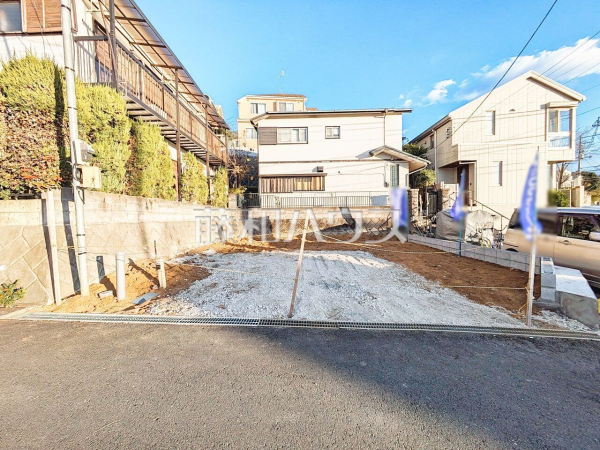 現地写真【多摩市落川】南側が開けているため、お日様の日差しもサンサンと降り注ぎます。