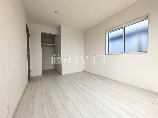 居室　【八王子市南陽台３丁目】