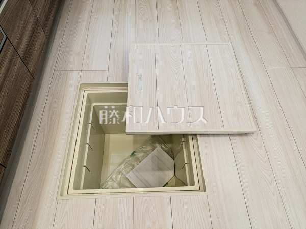 床下収納　【八王子市南陽台３丁目】