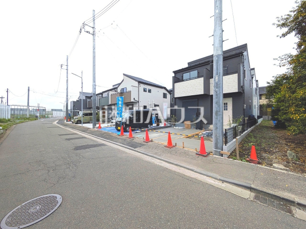 接道状況および現場風景　【三鷹市北野１丁目】