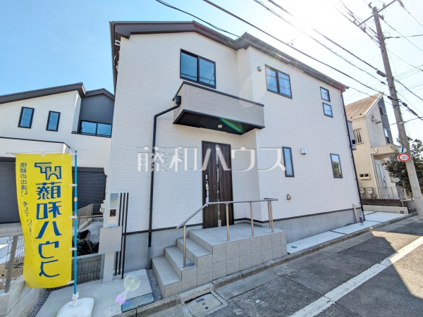3号棟　外観　【府中市四谷３丁目】
生活に溶け込むシンプルなデザインの外観が魅力の新邸です。　