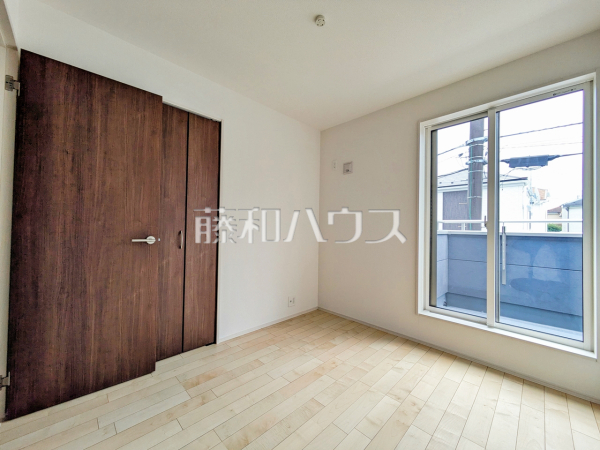 ≪居室≫ 4LDKの間取りでプライベート空間を満喫！ 　【狛江市駒井町３丁目】
