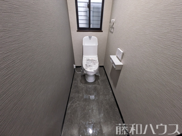トイレ【春日井市穴橋町２丁目】