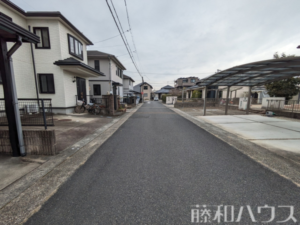 接道状況および現場風景【春日井市穴橋町２丁目】