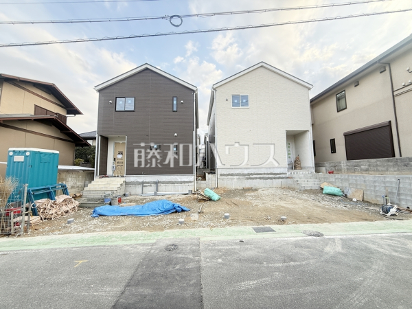 建物のプレゼンをさせていただきますので、実際の完成イメージを思い描いていただくことができます。お気軽にお問合せ下さい。