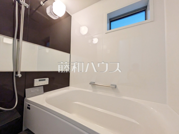 2号棟　 落ち着いた色合いで疲れたからだを癒す、贅沢なくつろぎ空間です。 　【朝霞市溝沼２丁目】