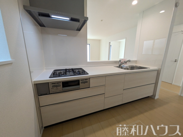D号棟　キッチン　【岩倉市大地町葉広】