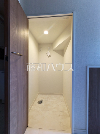 階段下収納　【世田谷区若林５丁目】
