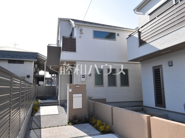 E号棟　外観　【中野区上鷺宮５丁目】