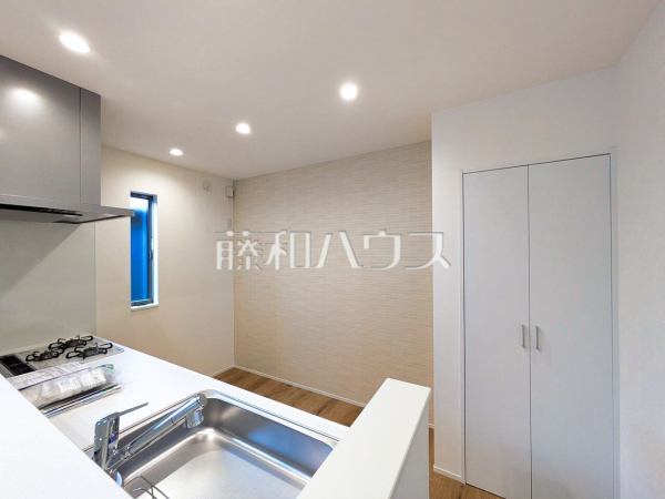 1号棟　キッチン　【日野市大坂上４丁目】