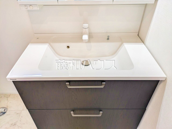 1号棟　洗面シンク　【日野市大坂上４丁目】