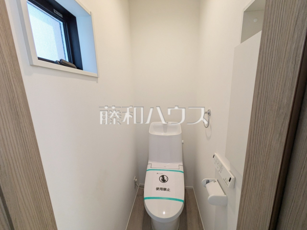 B号棟　トイレ　【志木市柏町１丁目】