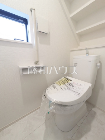 B号棟　トイレ　【東大和市立野２丁目】