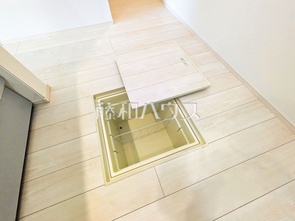D号棟　キッチン　【東大和市立野２丁目】