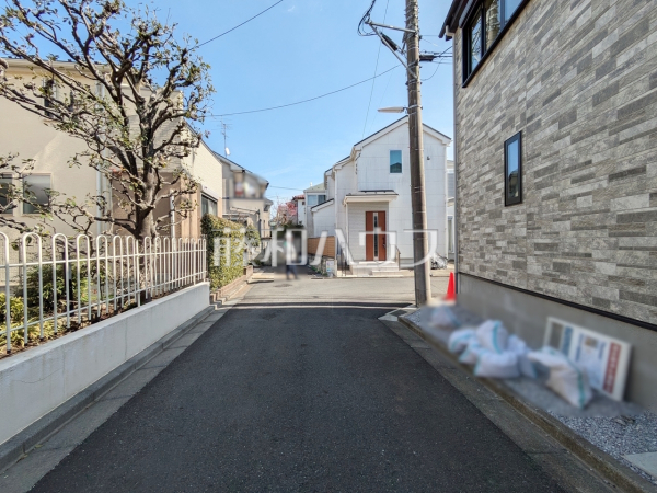 接道状況および現場風景　【練馬区立野町】
