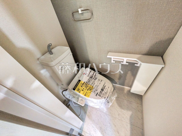 トイレ　【清瀬市中里４丁目】