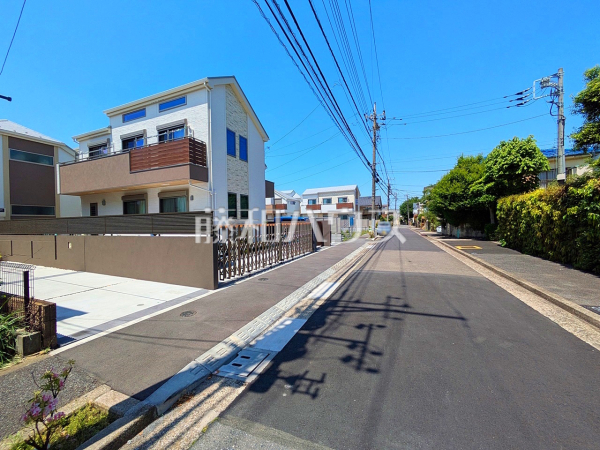 接道状況および現場風景　【中野区上鷺宮５丁目】 平日のご案内も可能です。まずはお気軽にお問合せ下さいませ。 