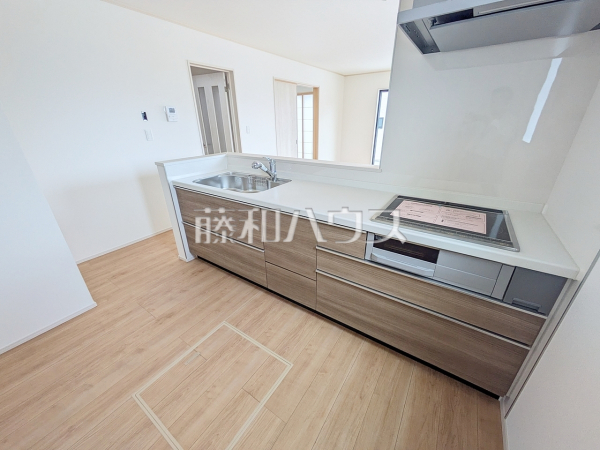 A号棟　キッチン　【福岡市早良区重留４丁目】