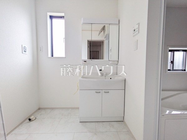 A号棟　洗面室　【福岡市早良区重留４丁目】